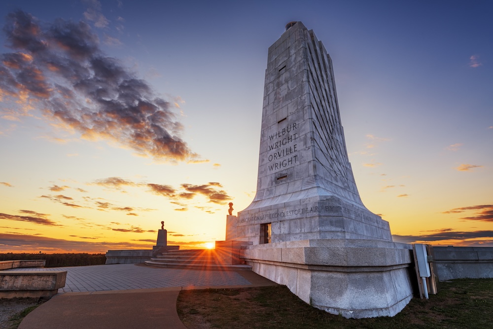 Kitty Hawk monument to the Wright Brothers